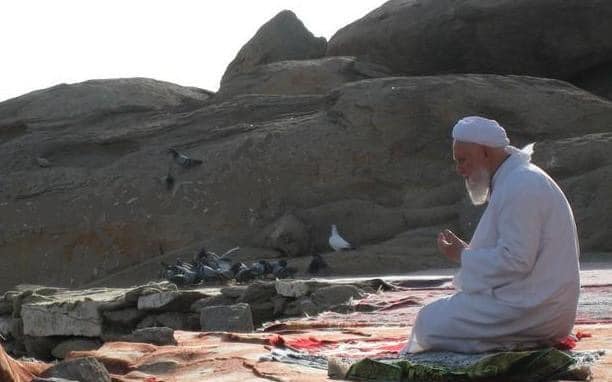 Şeyh’ul Kurra Hüseyin HARPUTOĞLU Hocamız Ömrünü hizmetine adadığı Rabbine kavuştu